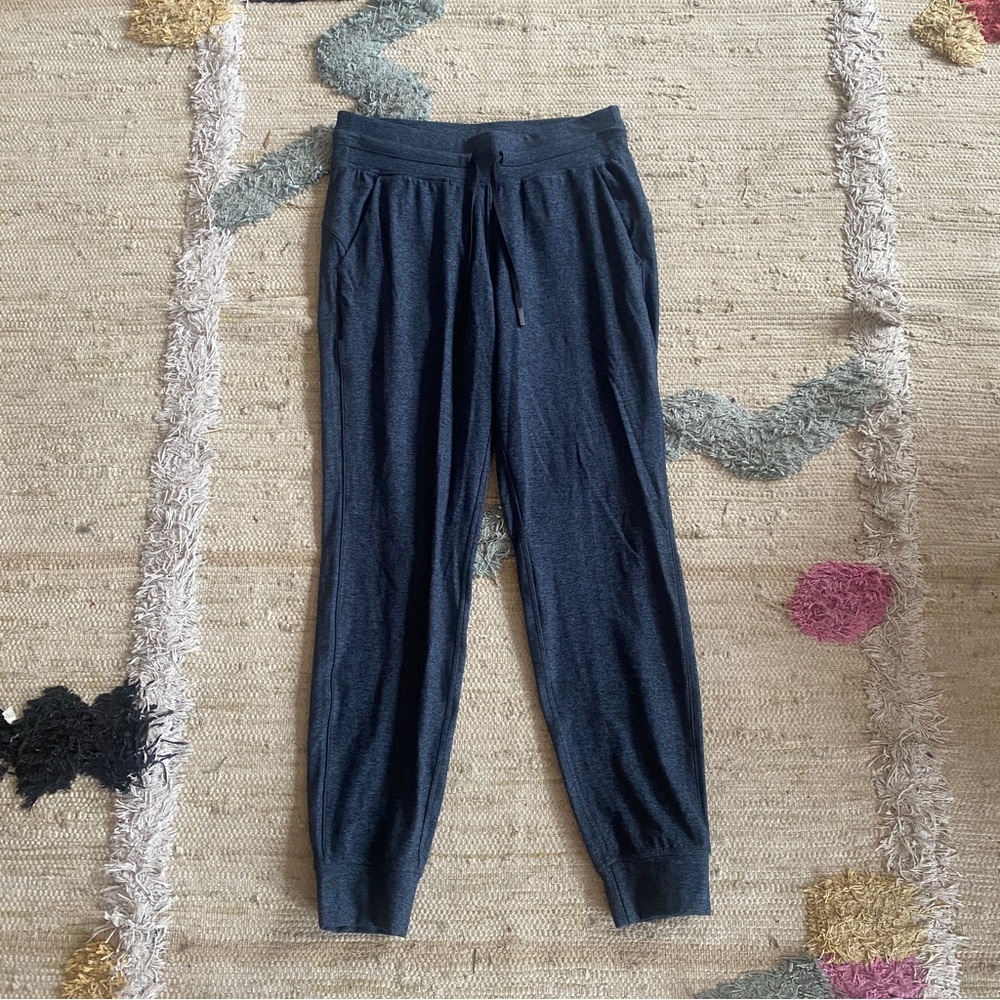 Lululemon “ready to rulu” high rise jogger